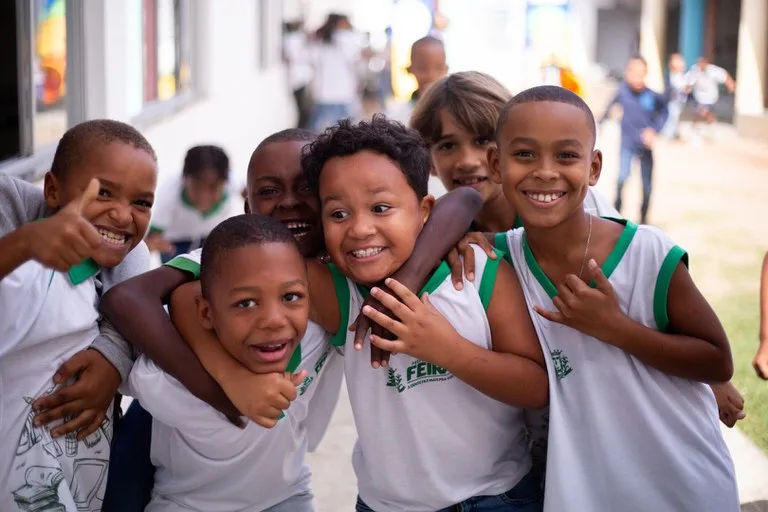 Bolsa Família inclui 1,55 milhão de estudantes e bate recorde de acompanhamento