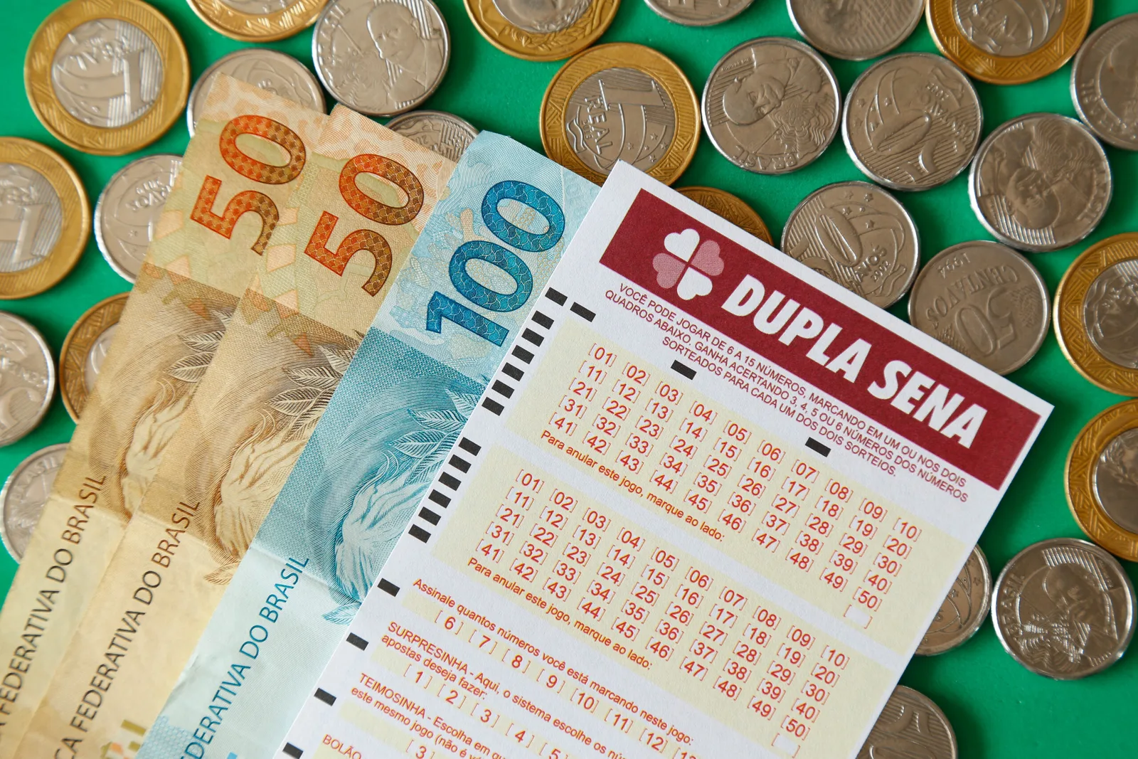 Dupla Sena 2914: confira os números sorteados e o prêmio de R$ 9 milhões